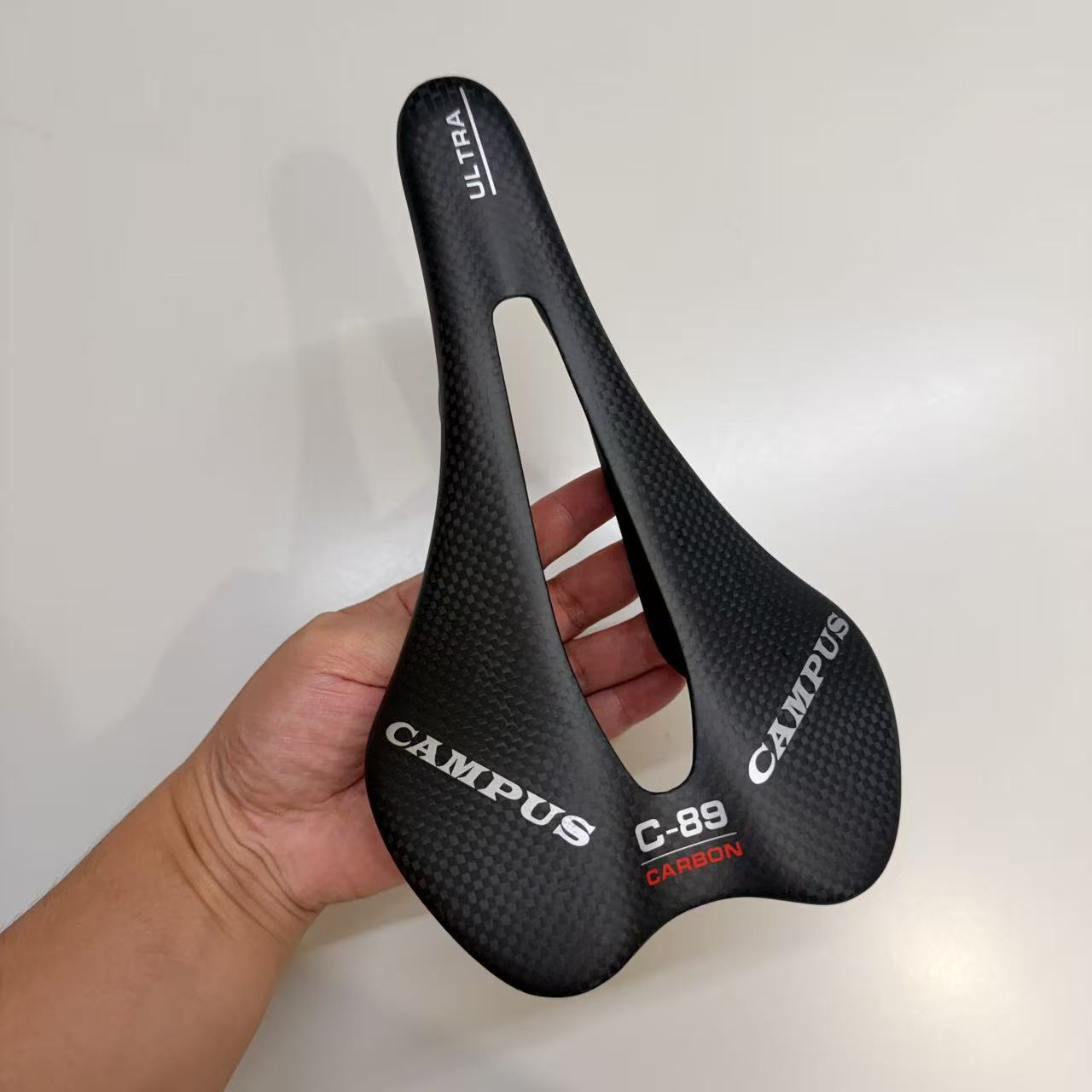 Campus Bicycle Saddles Ultrali - Carbon Fiber Saddle recension och pris